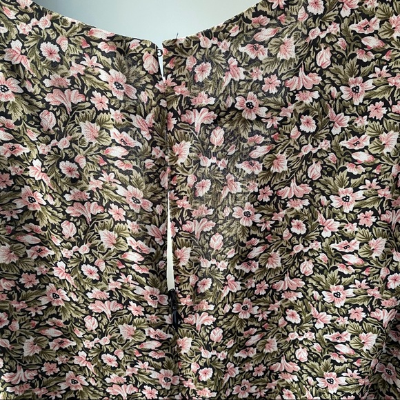 ASTR The Label Shirred Bottom Mini Dress - Picture 7 of 10